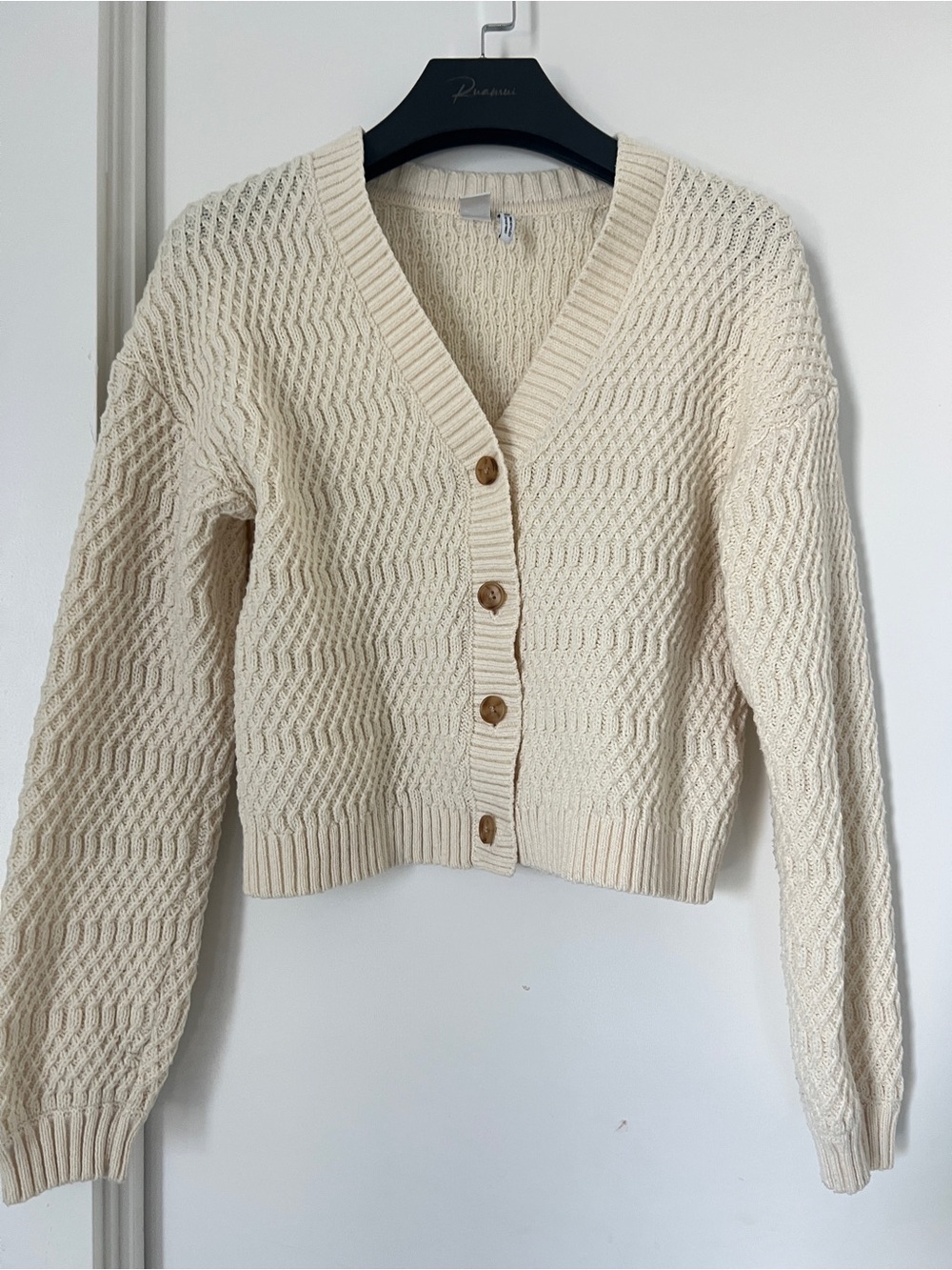 Simons Cream Cable-Knit V-Neck Button Cardigan